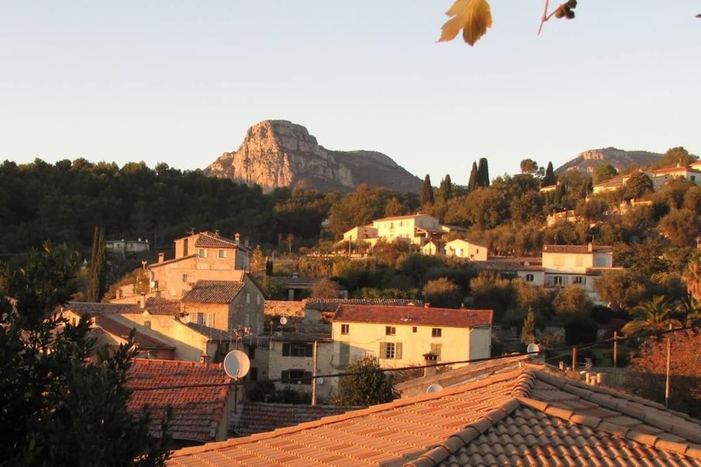 Maison De Village Vue Montagne La Gaude Luaran gambar